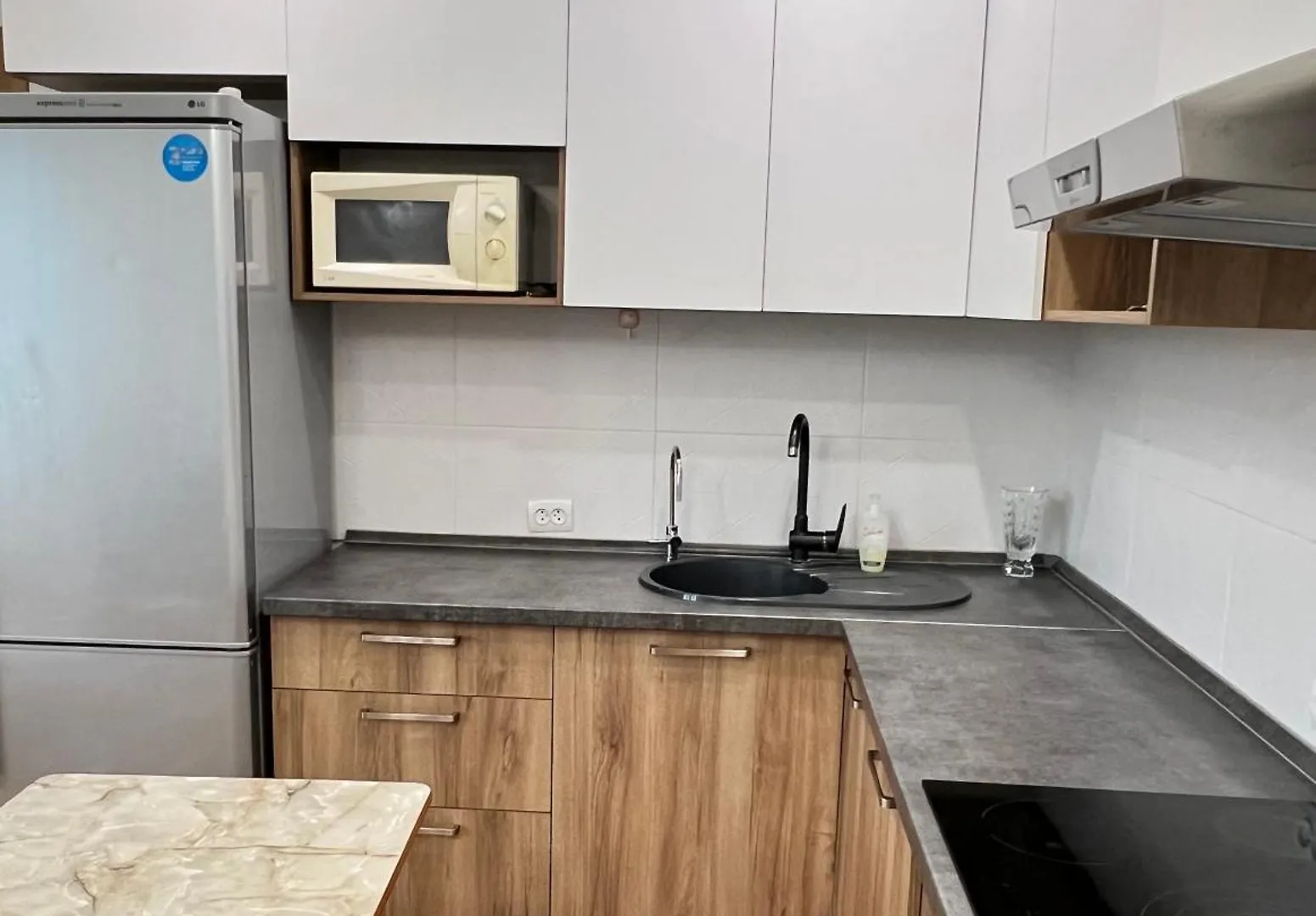 Astana Central Sauran 3 Rooms House